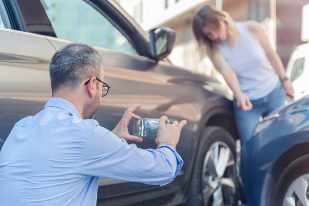 Professional Full Coverage Car Insurance technician working in Colmar Manor, MD